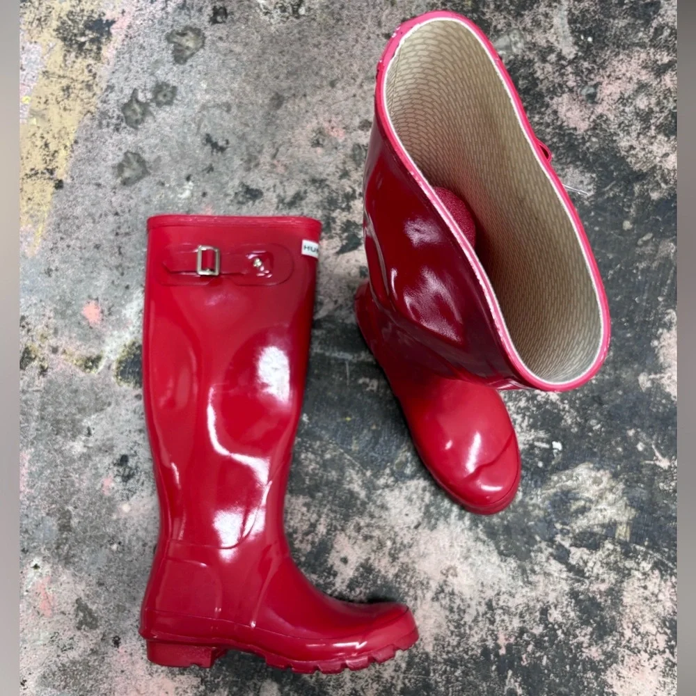 Hunter Original Glossy Tall Rain Boots in Military Red